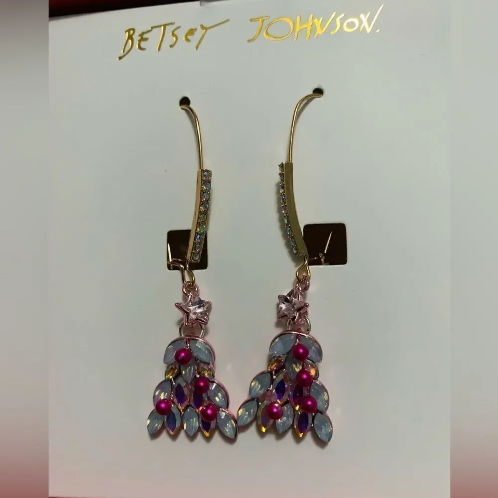 NWT Betsey Johnson Christmas Tree Dangle Earrings
